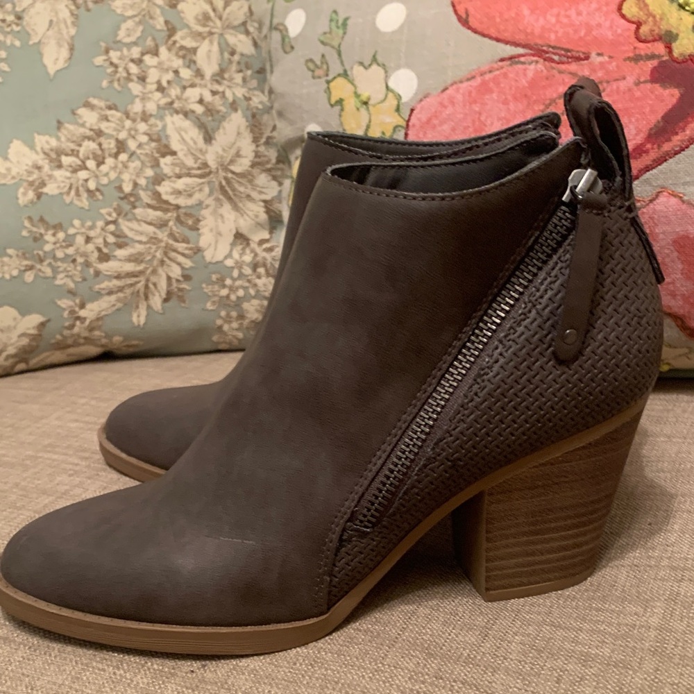 DV Gray Ankle Boots-NWT